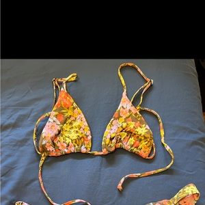 Billabong triangle string bikini top
